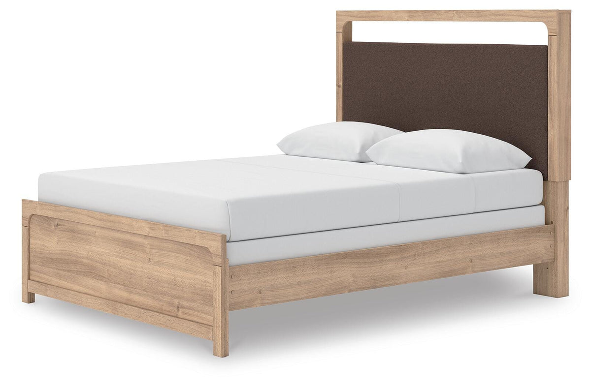 Kinlanni Queen Panel Bed, Dresser, Mirror and Nightstand