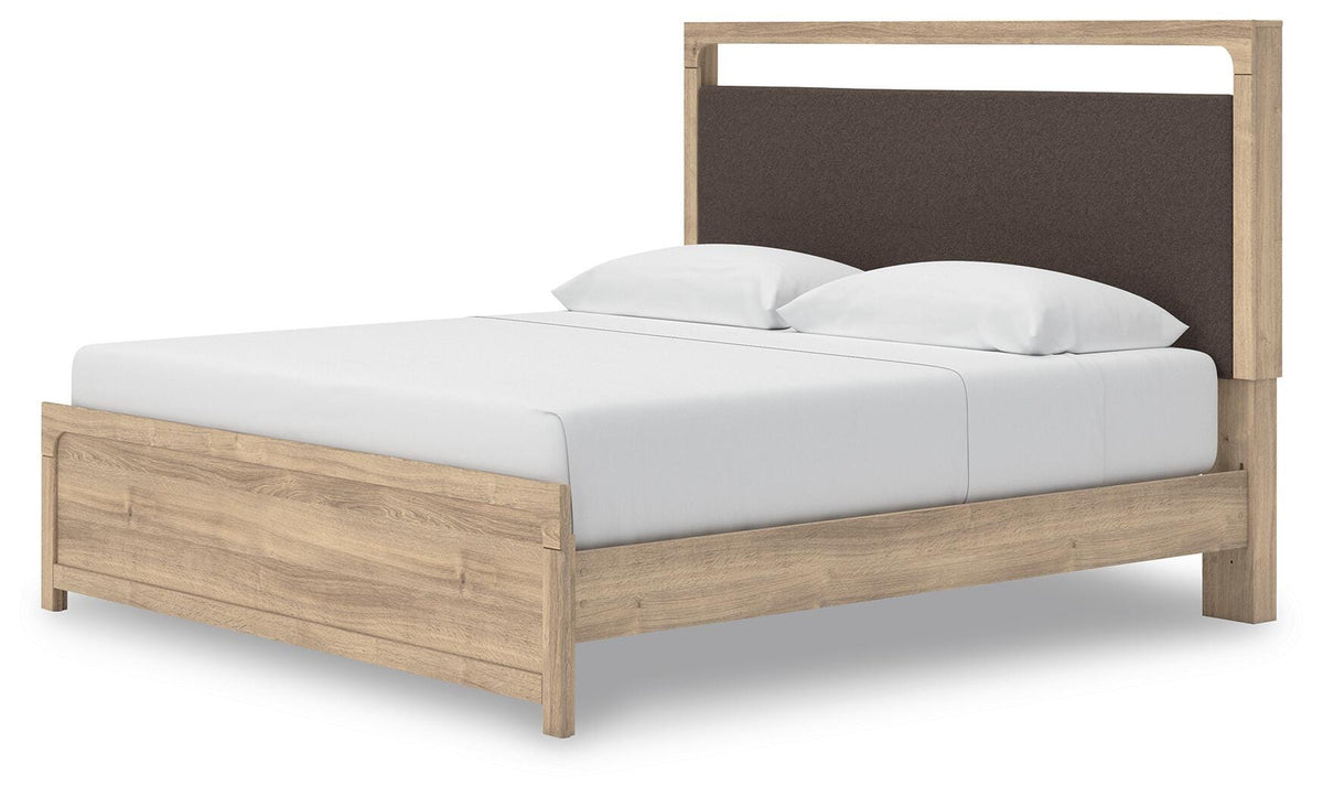 Kinlanni Upholstered Platform Bed Set - King, Dresser