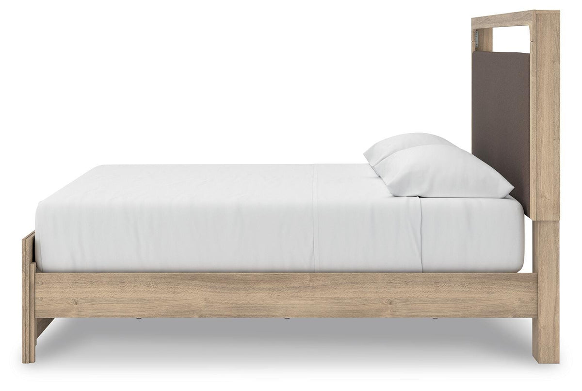 Kinlanni Upholstered Platform Bed Set - King, Dresser