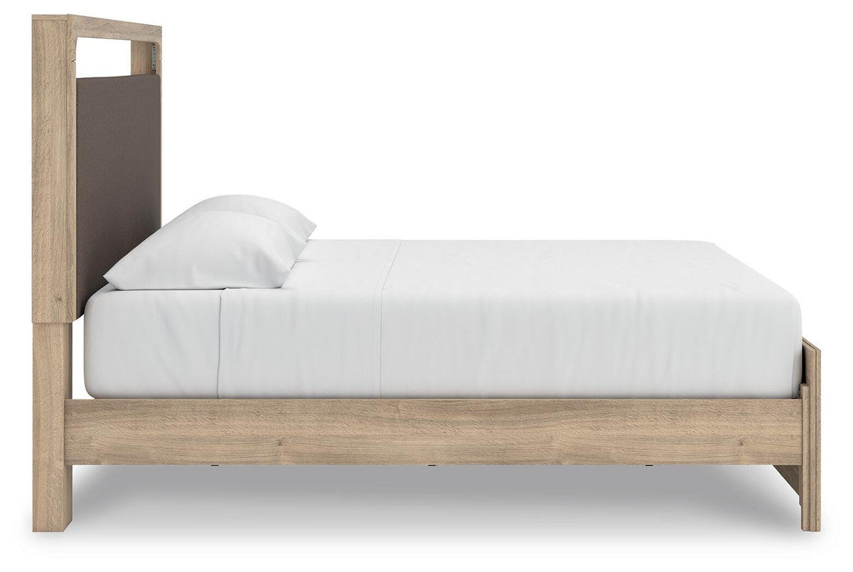 Kinlanni Upholstered Platform Bed Set - King, Dresser