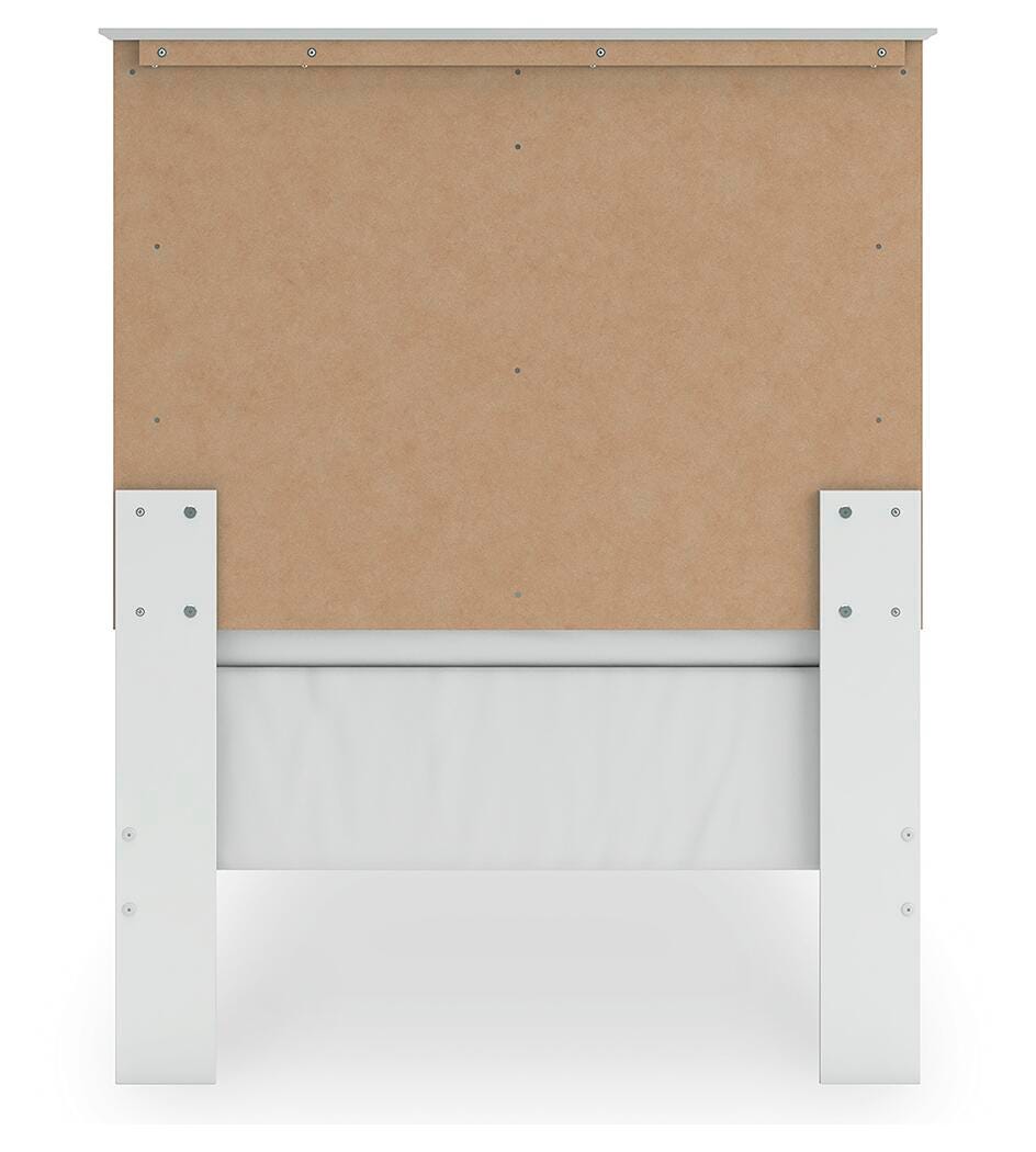 Bostwick Shoals Twin Panel Bed, Chest and Nightstand