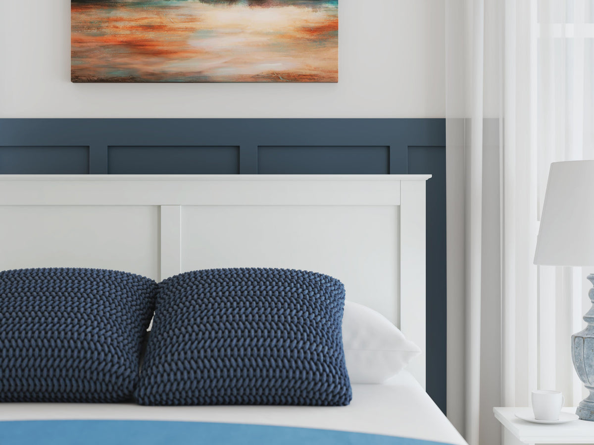 Bostwick Shoals Panel Bed - Queen