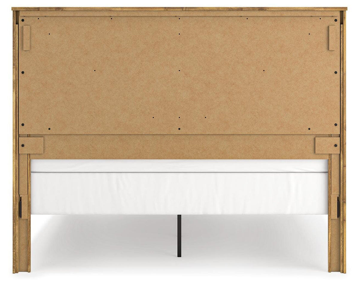 Maystonna King Crossbuck Panel Bed, Dresser, Mirror and Nightstand