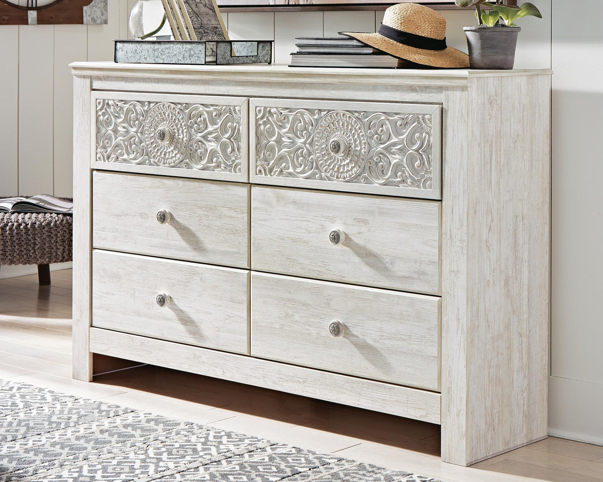 Paxberry Queen Panel Bed, Dresser, 2 Chests and 2 Nightstands