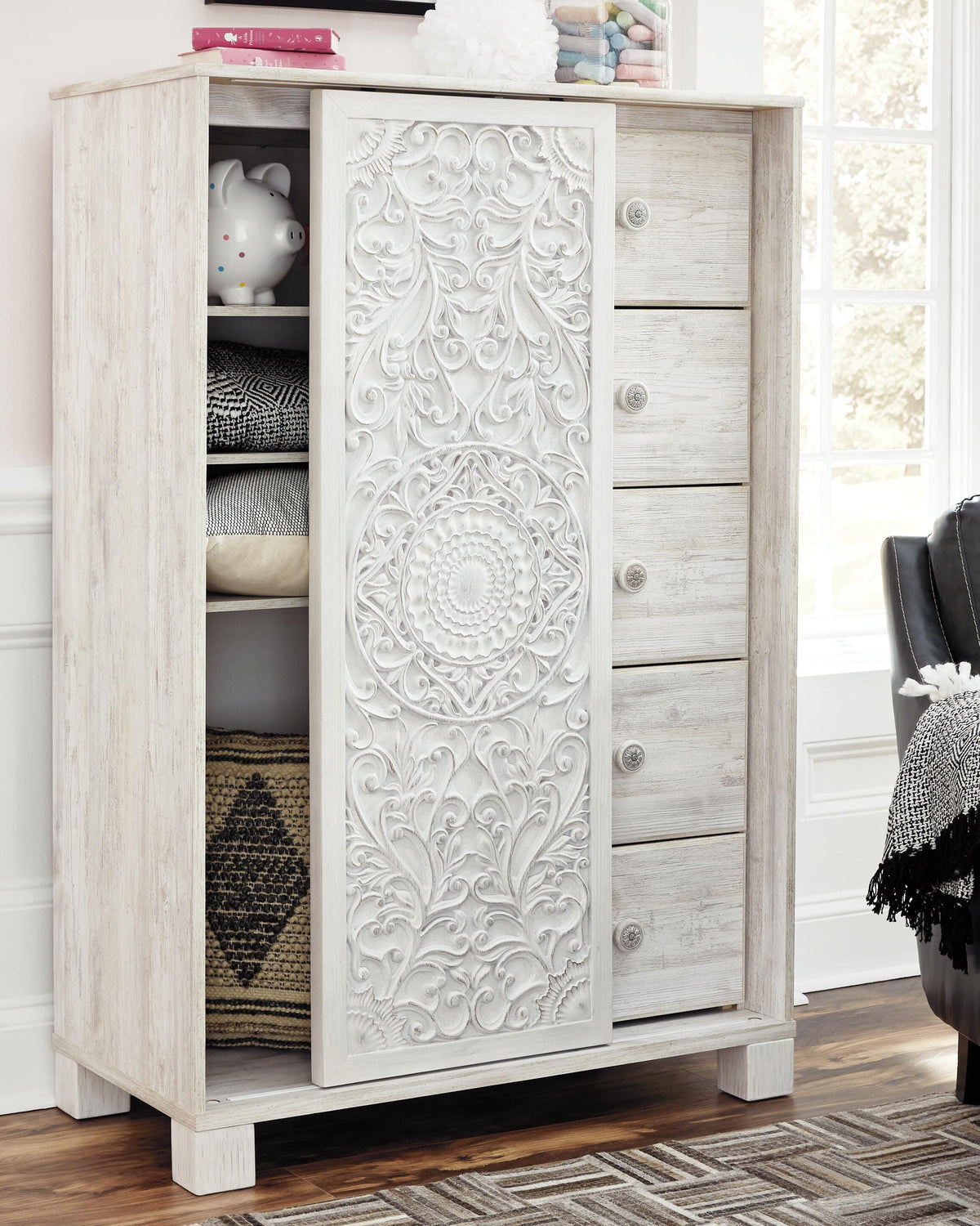 Paxberry Panel Bed Set - Queen, Mirrored Dresser and Chest