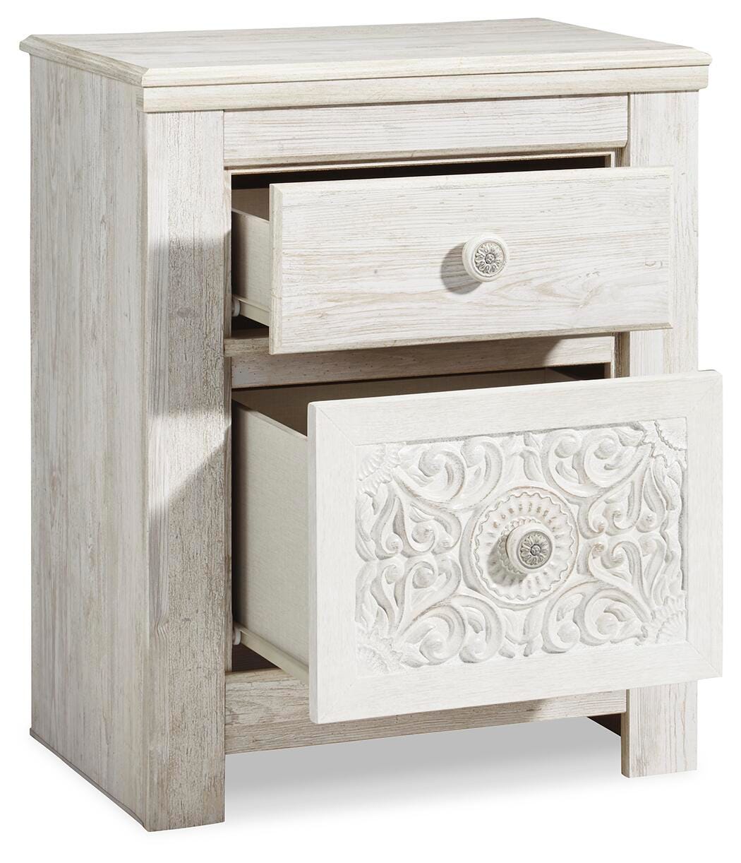Paxberry Panel Bed Set - Queen, Mirrored Dresser and 2 Nightstands