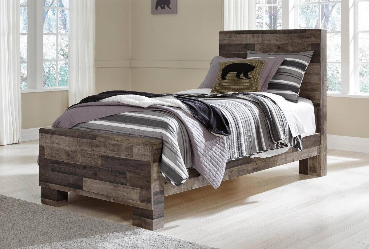 Derekson Queen Panel Bed