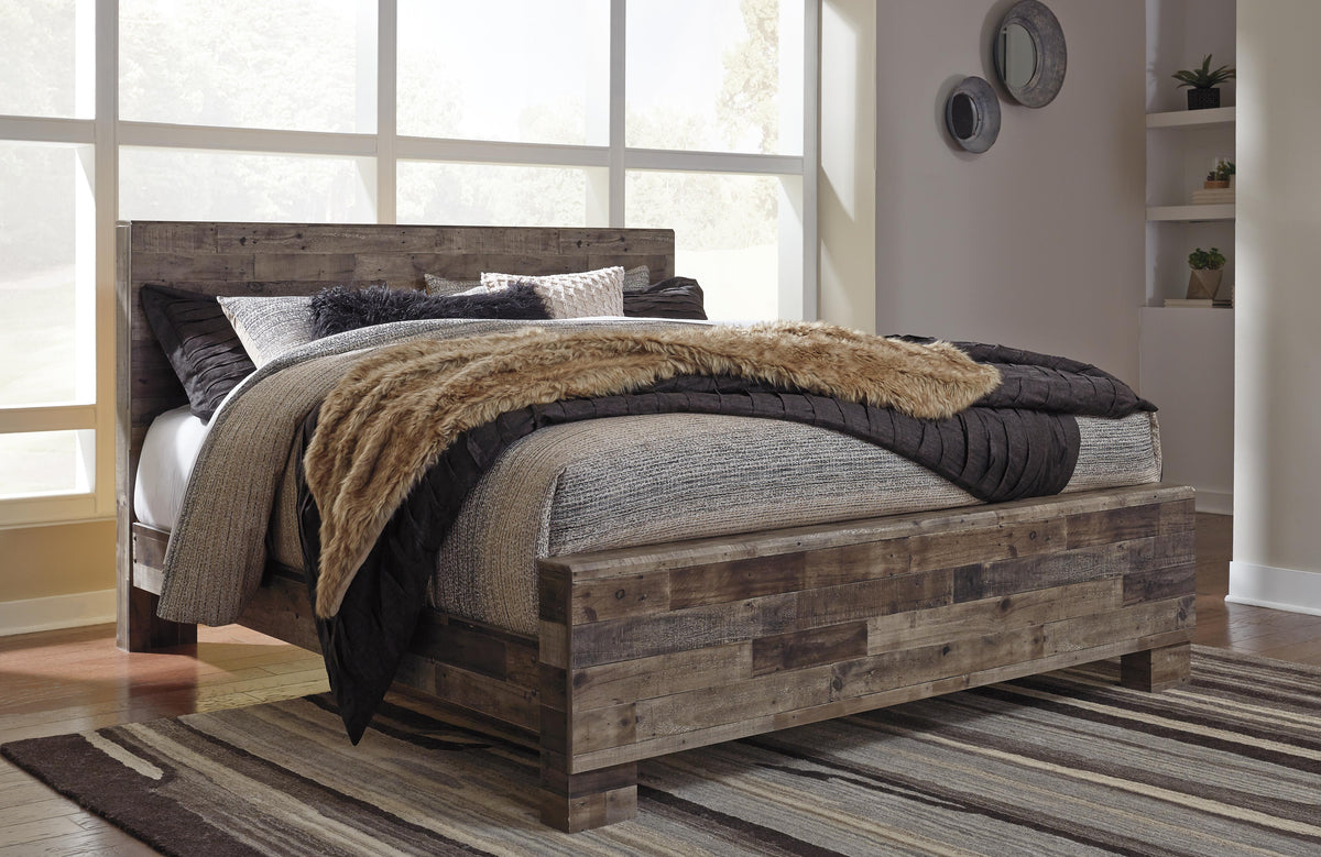 Derekson Queen Panel Bed