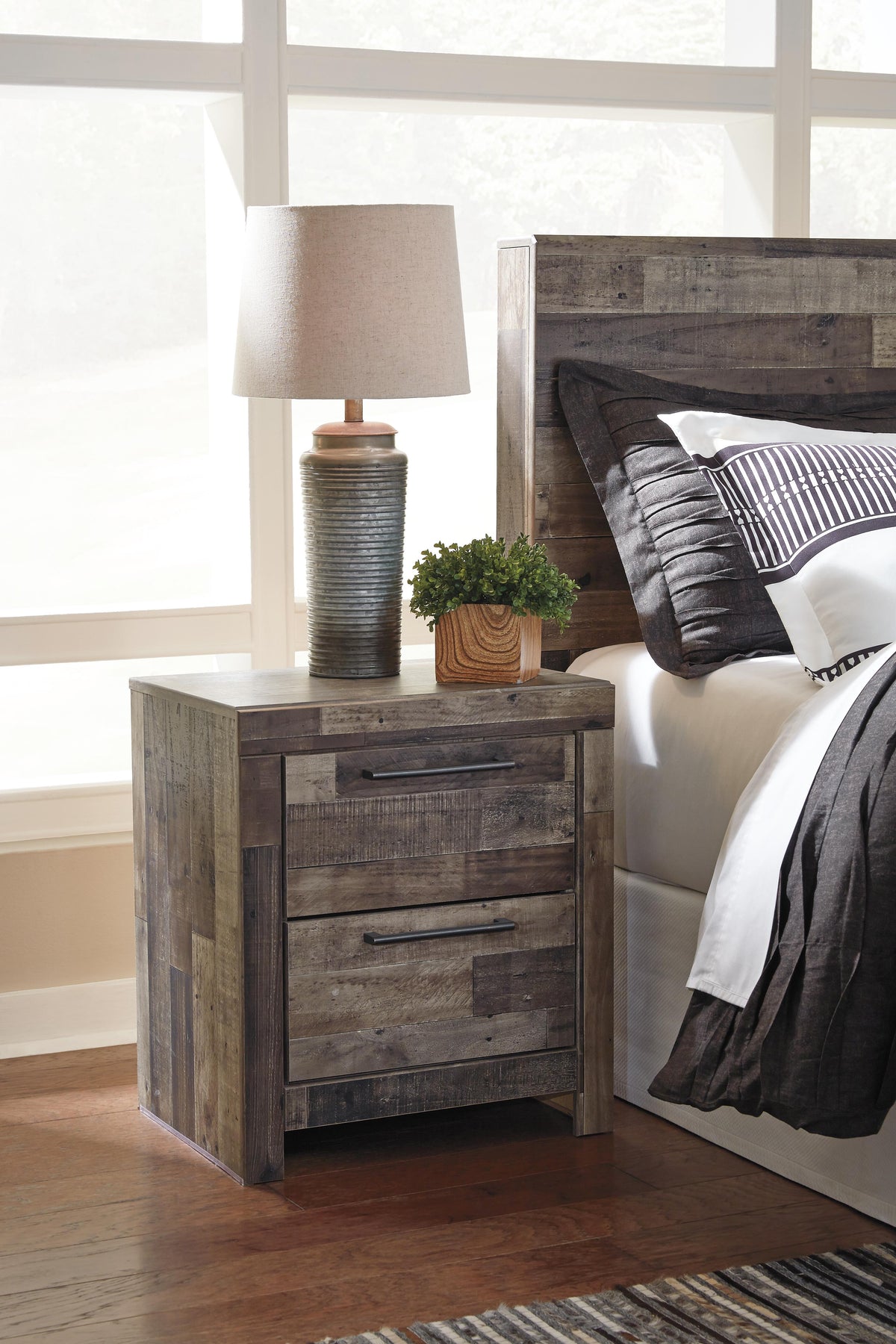 Derekson King Panel Storage Bed, Dresser, Mirror, Chest and 2 Nightstands
