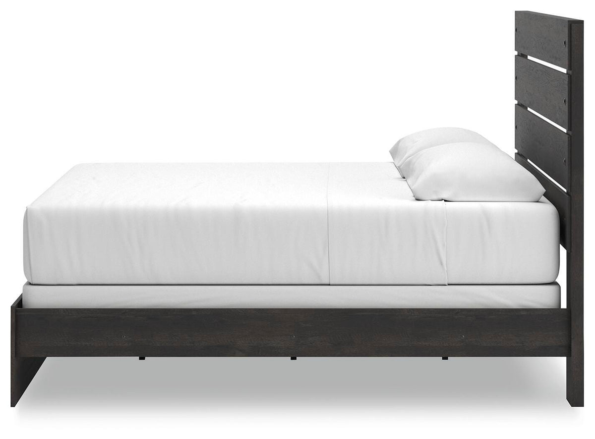 Hollivern Queen Panel Bed