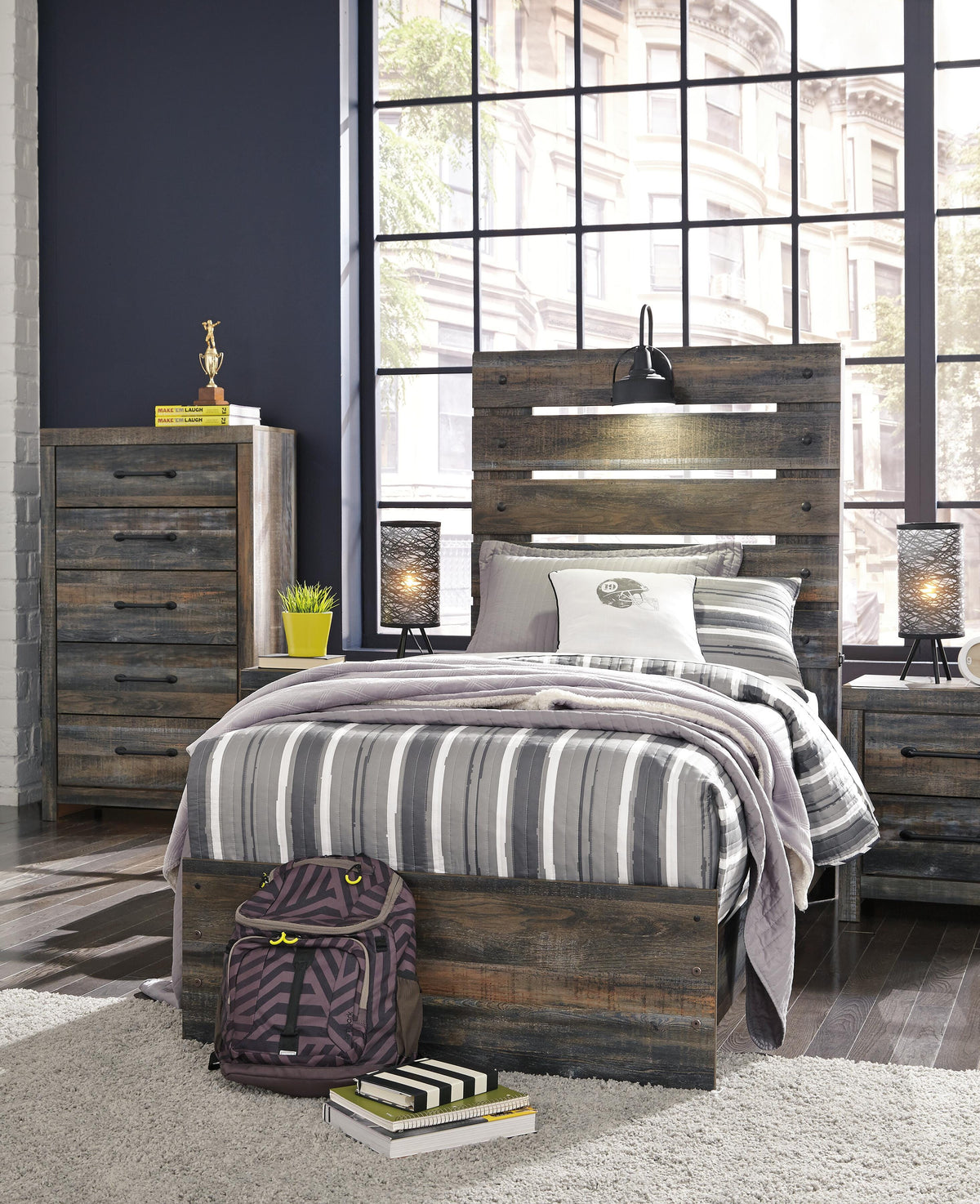Drystan Queen Panel Bed