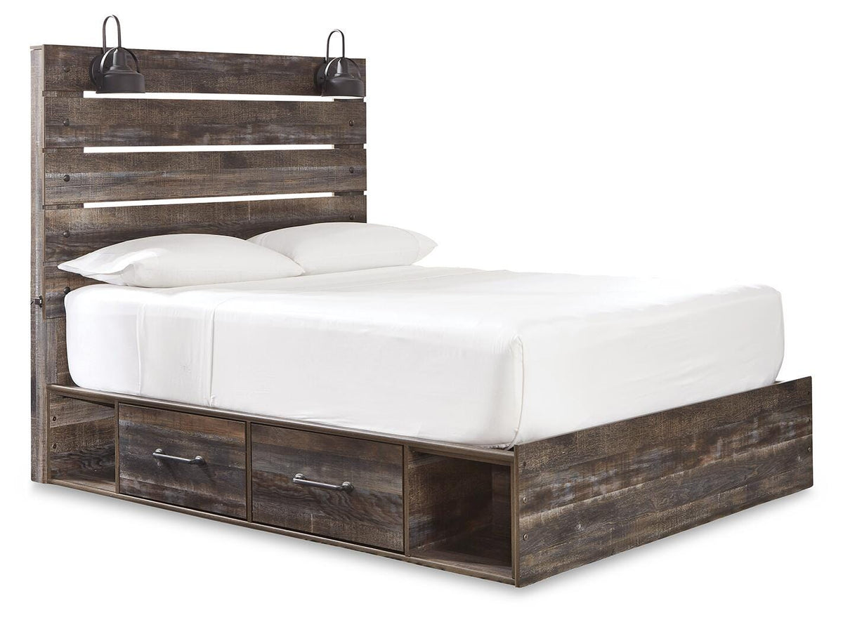 Drystan Queen Panel Bed with Mirrored Dresser and Nightstand