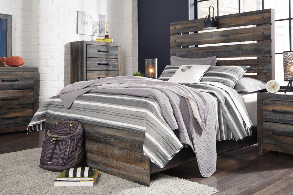 Drystan Panel Bed Set - Full, Dresser and Mirror