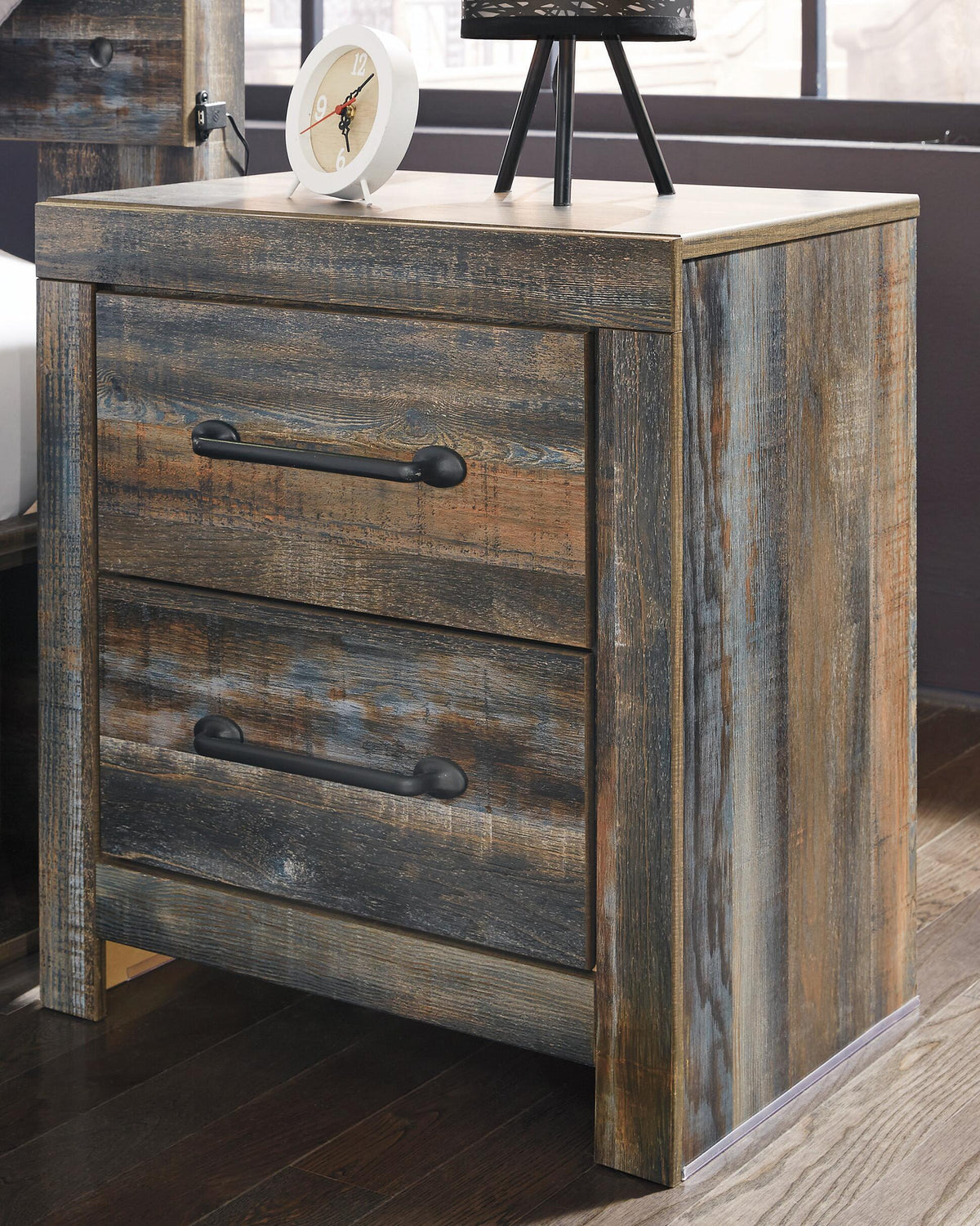 Drystan King Panel Headboard with Metal Frame, Dresser, Mirror, and Nightstand