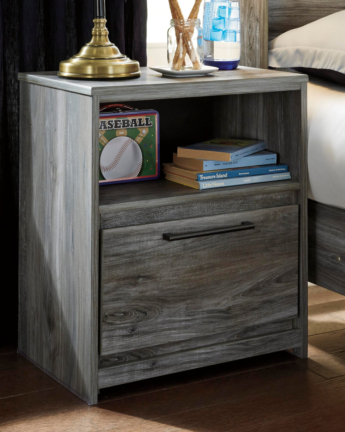 Baystorm Queen Panel Storage Bed and 2 Nightstands