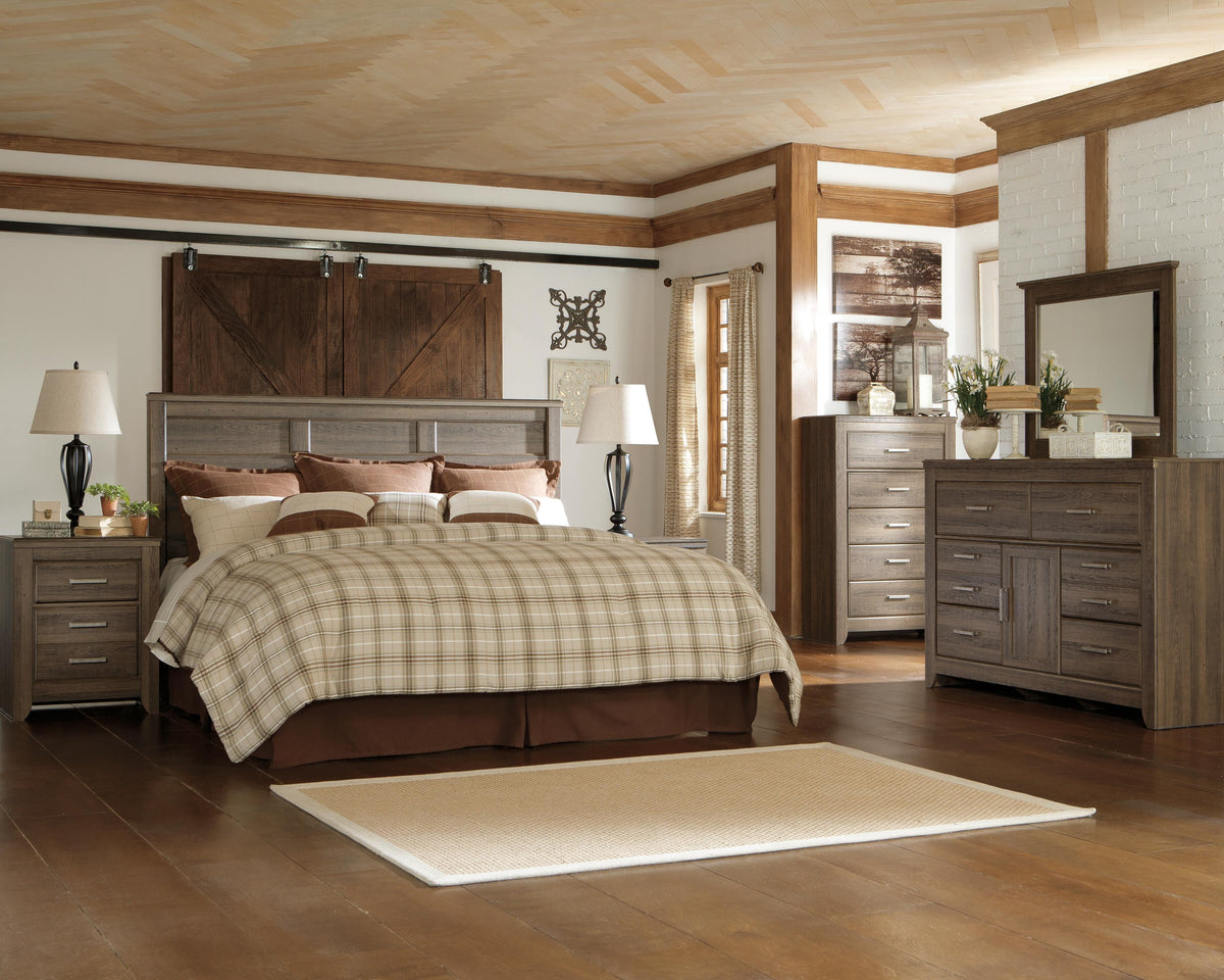 Juararo Panel Bed Set - King, Mirrored Dresser