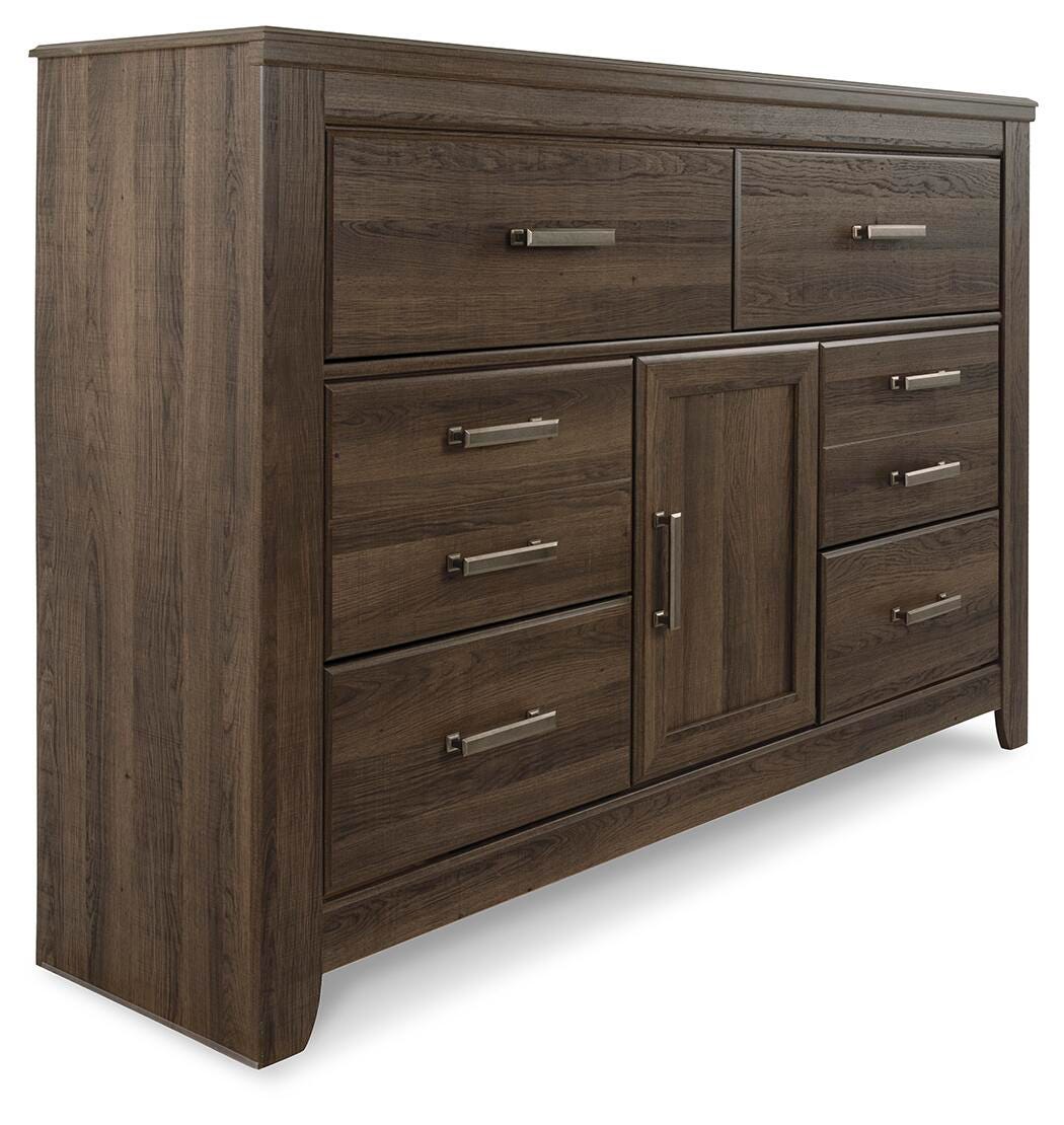 Juararo Dresser and Nightstand