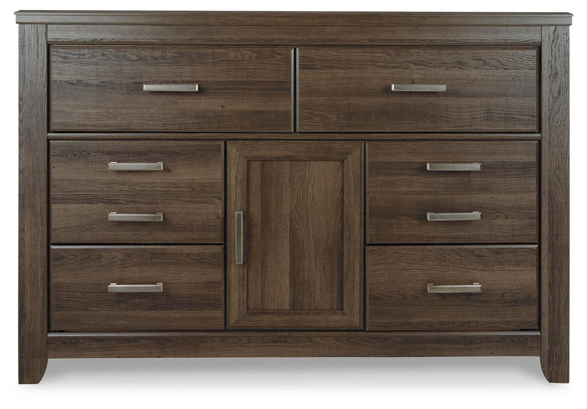 Juararo Queen Poster Bed, Dresser and Chest