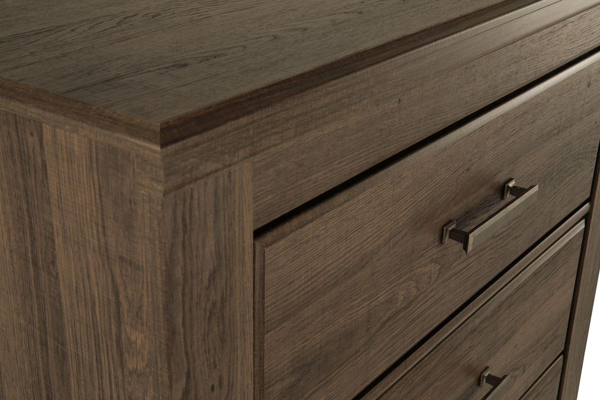 Juararo King Poster Bed, Chest and Nightstand