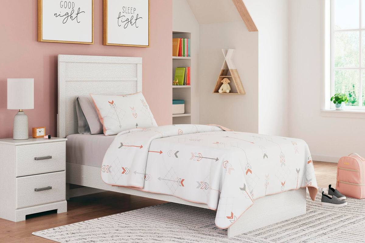Stelsie Queen Panel Bed