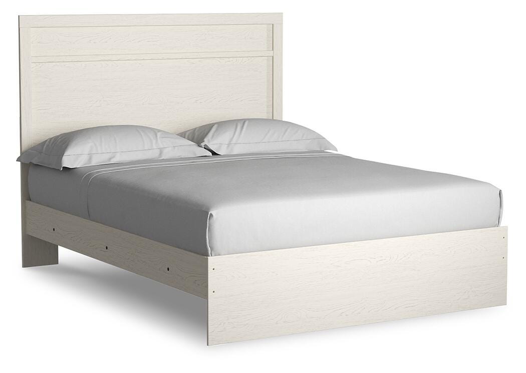 Stelsie Panel Bed Set - Queen, Dresser and Nightstand