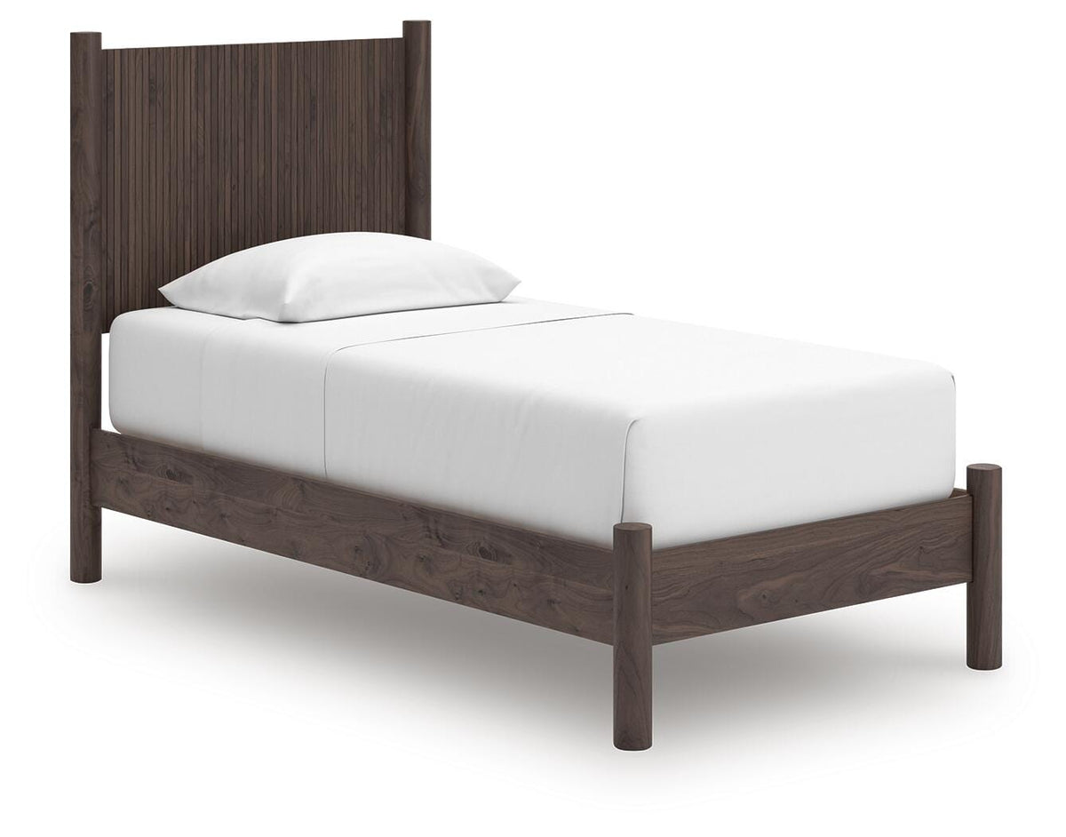 Pamytta Queen Panel Platform Bed