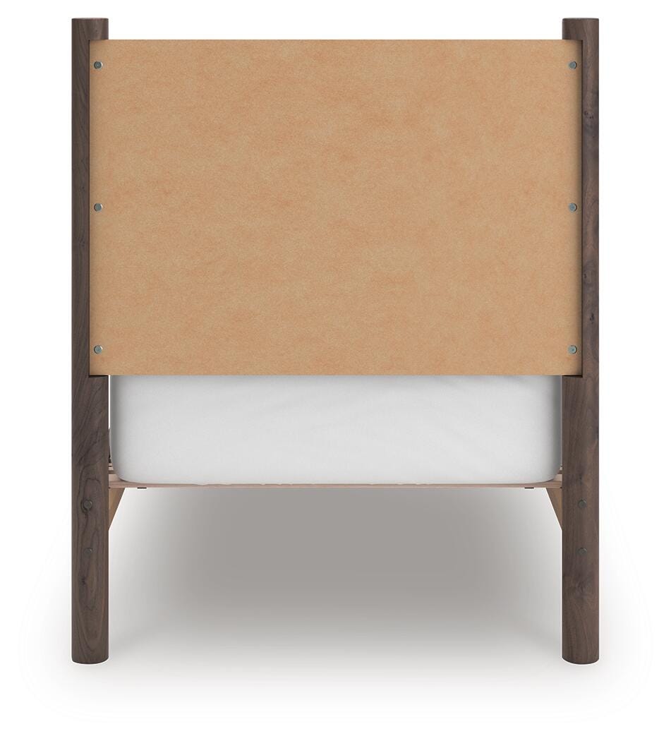 Pamytta Queen Panel Platform Bed