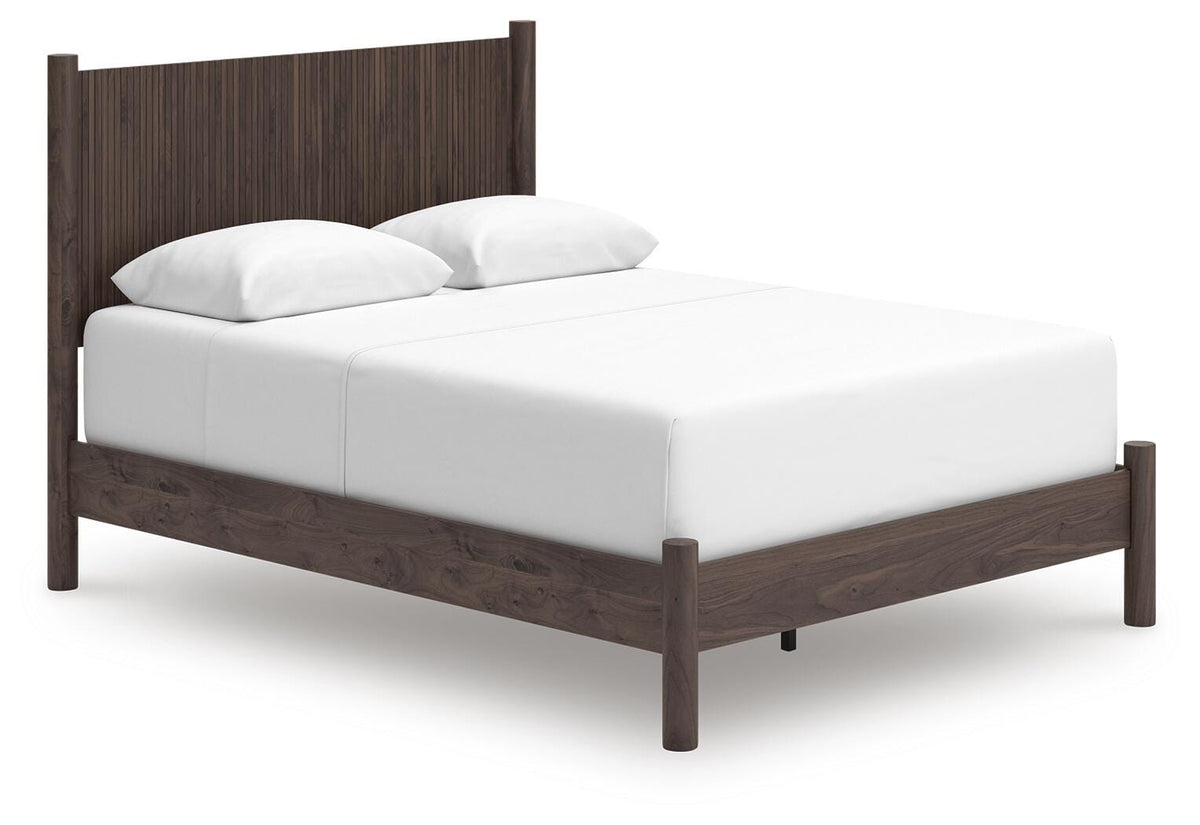 Pamytta Panel Bed - Queen