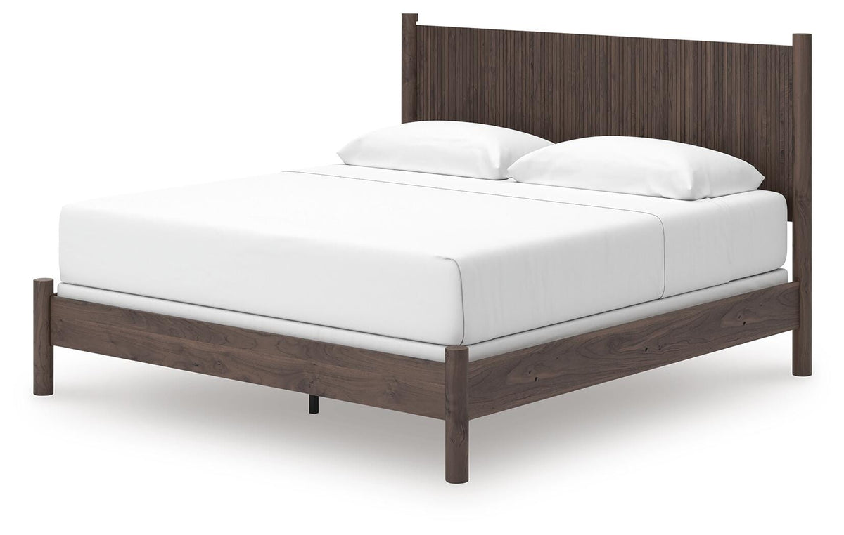 Pamytta Queen Panel Bed