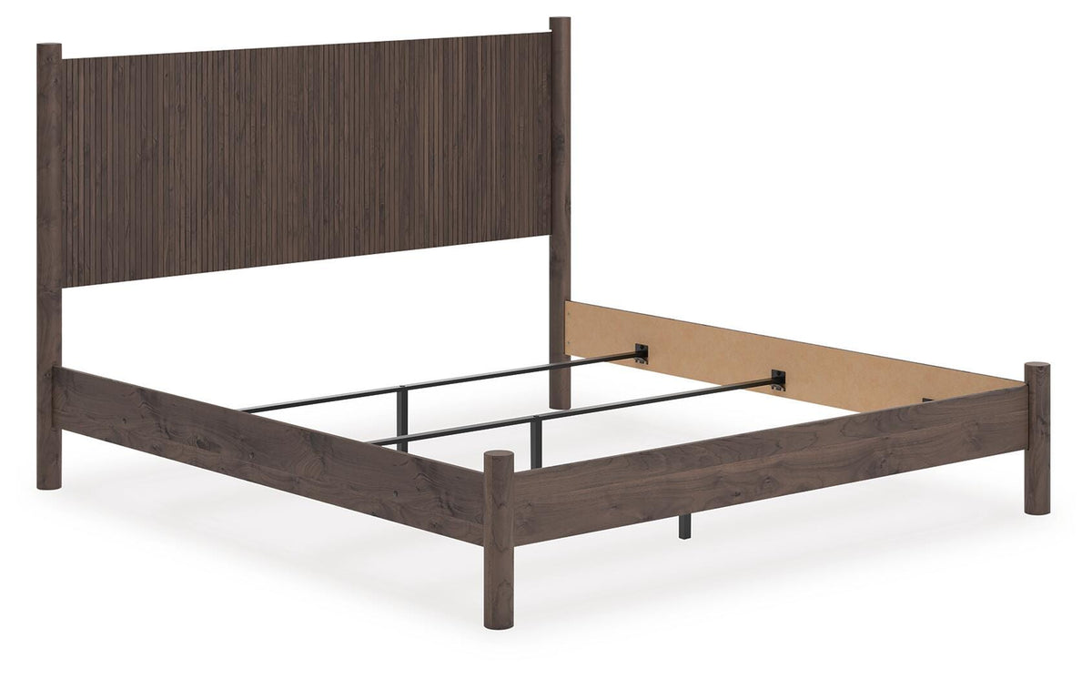 Pamytta Queen Panel Bed