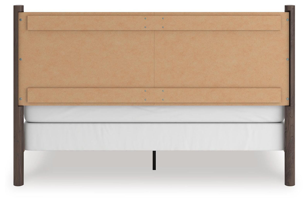 Pamytta King Panel Bed, Dresser, Mirror and Nightstand