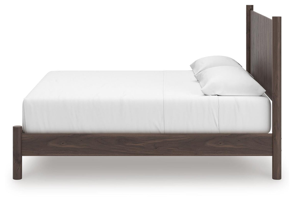 Pamytta Panel Platform Bed - King