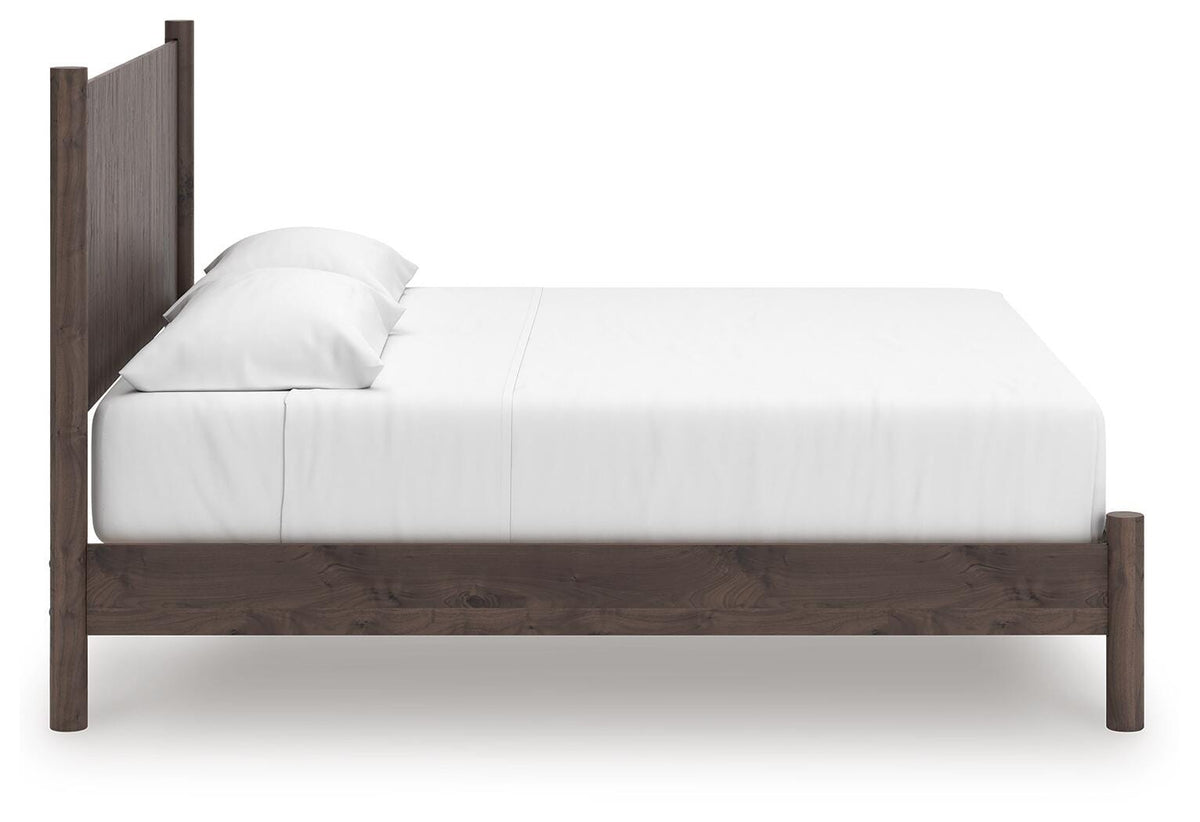 Pamytta Panel Platform Bed - King