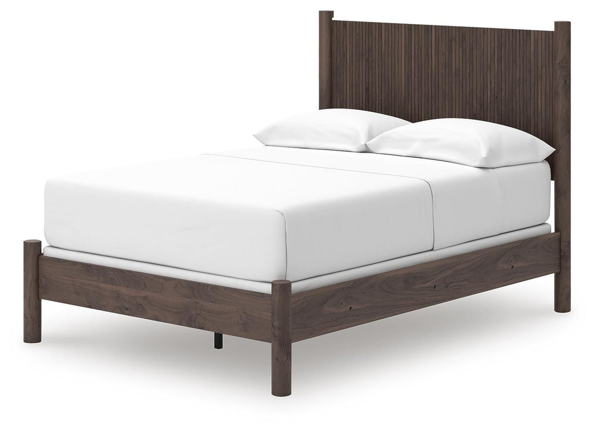Pamytta Full Panel Bed, Dresser and Mirror
