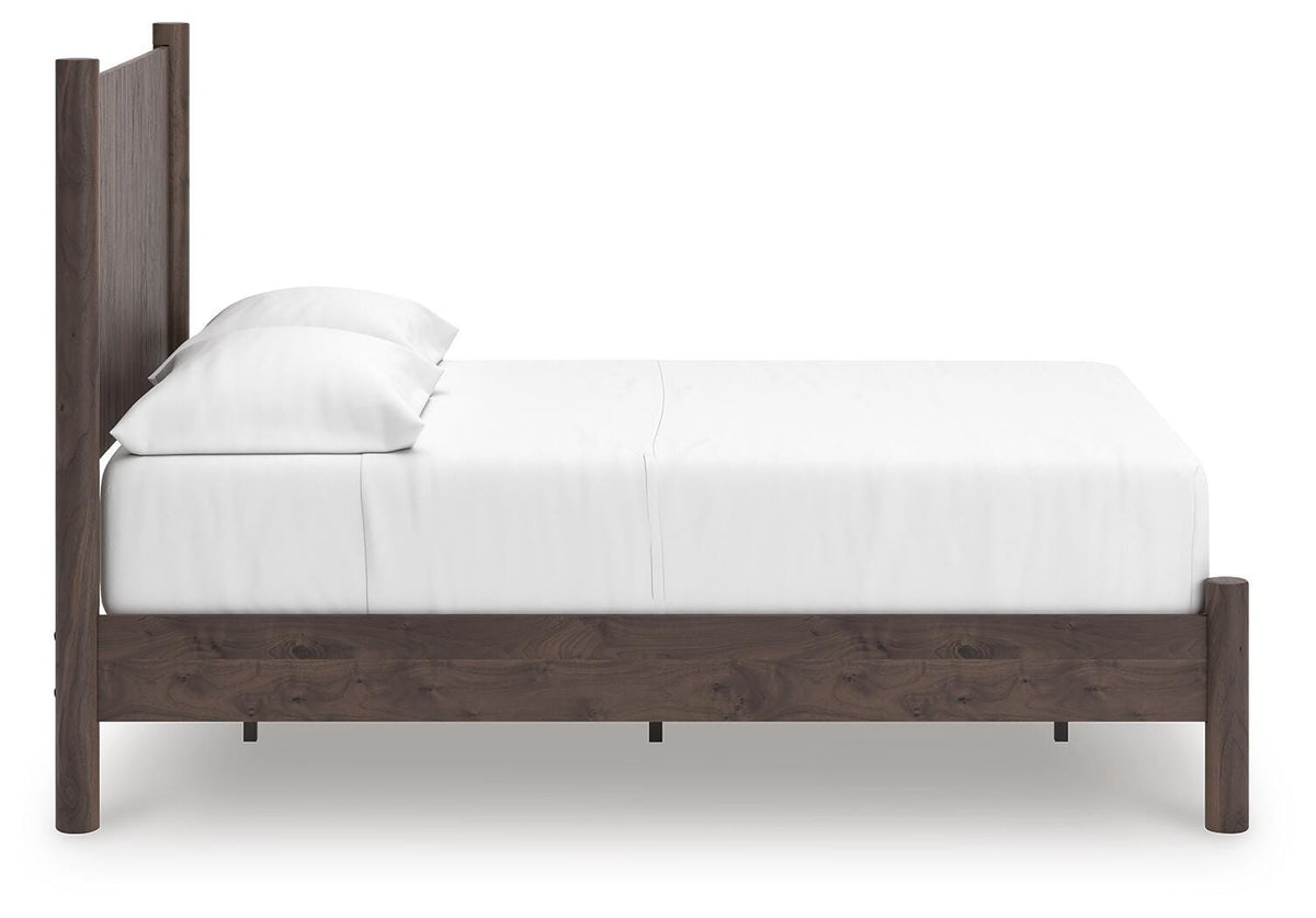 Pamytta Queen Panel Platform Bed