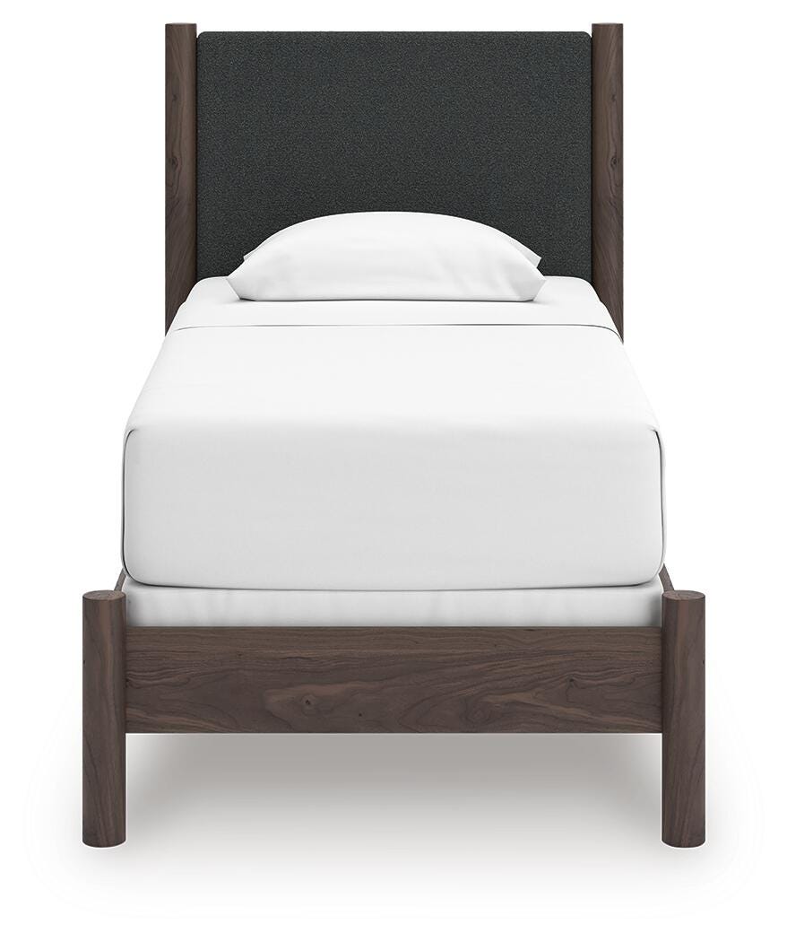 Pamytta Queen Upholstered Panel Bed