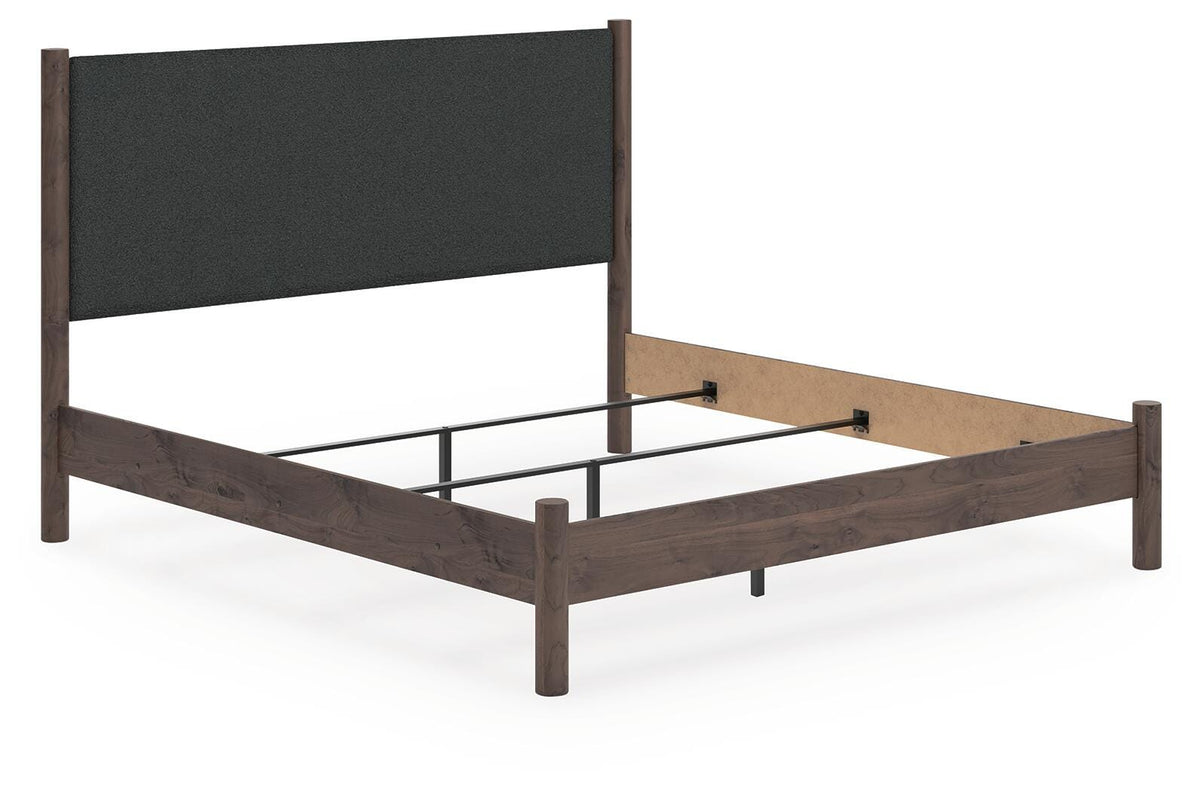 Pamytta Queen Upholstered Panel Bed