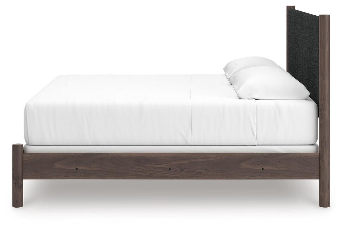 Pamytta Queen Upholstered Panel Bed