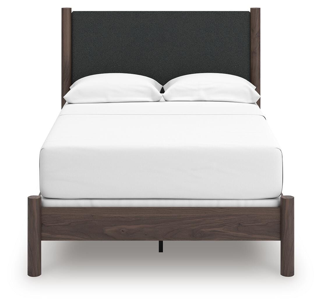 Pamytta Queen Upholstered Panel Bed