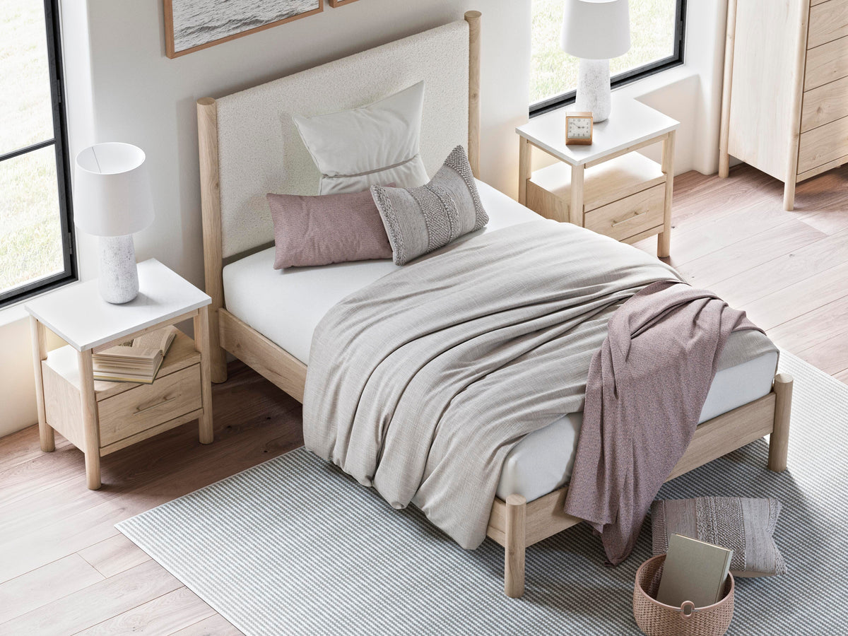Cadmori Upholstered Panel Bed - Full