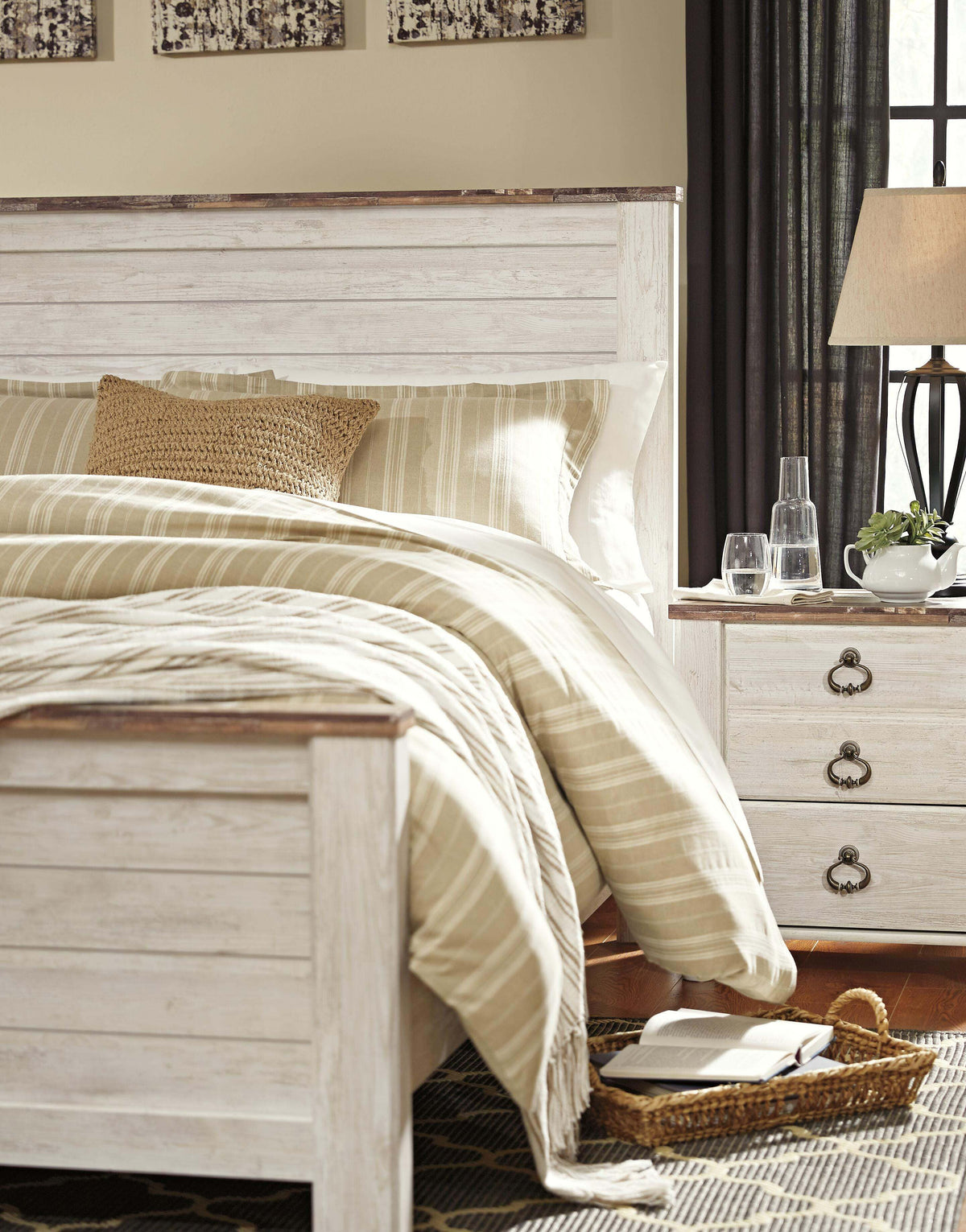 Willowton Panel Headboard - Queen
