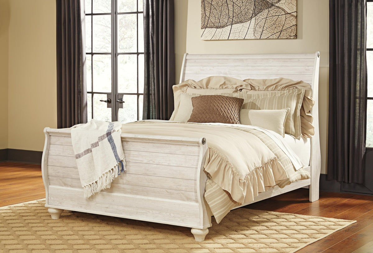 Willowton Queen Sleigh Bed and Dresser