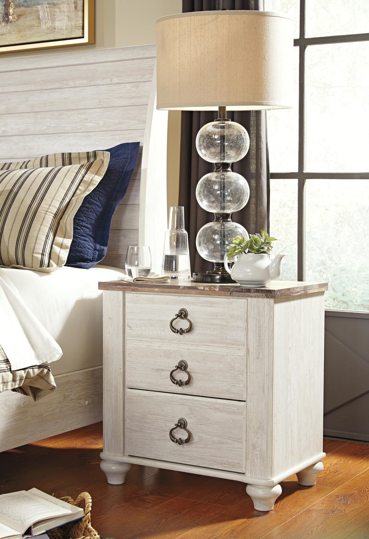 Willowton Full Panel Bed, Dresser, Mirror, Chest and Nightstand