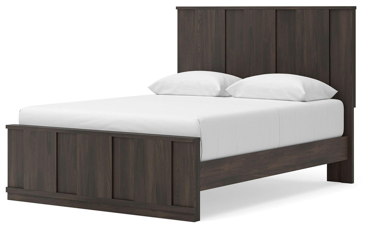 Shaehartin Panel Platform Bed - Queen