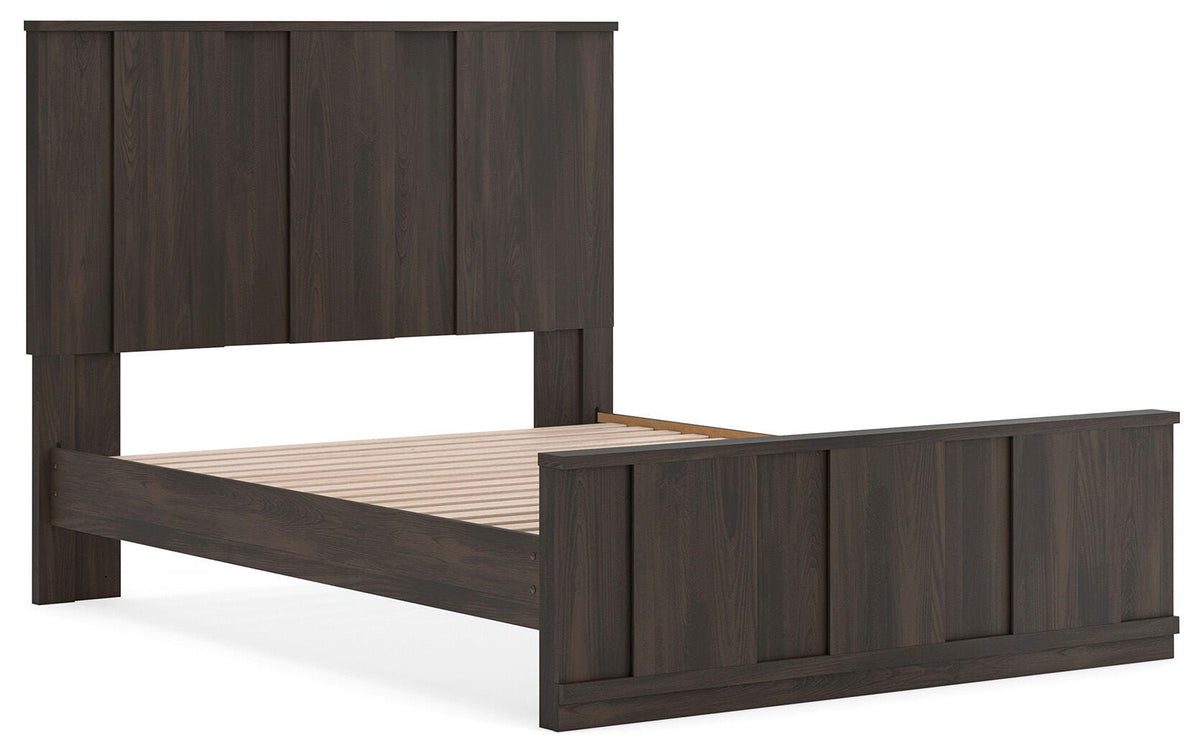 Shaehartin Panel Platform Bed - Queen