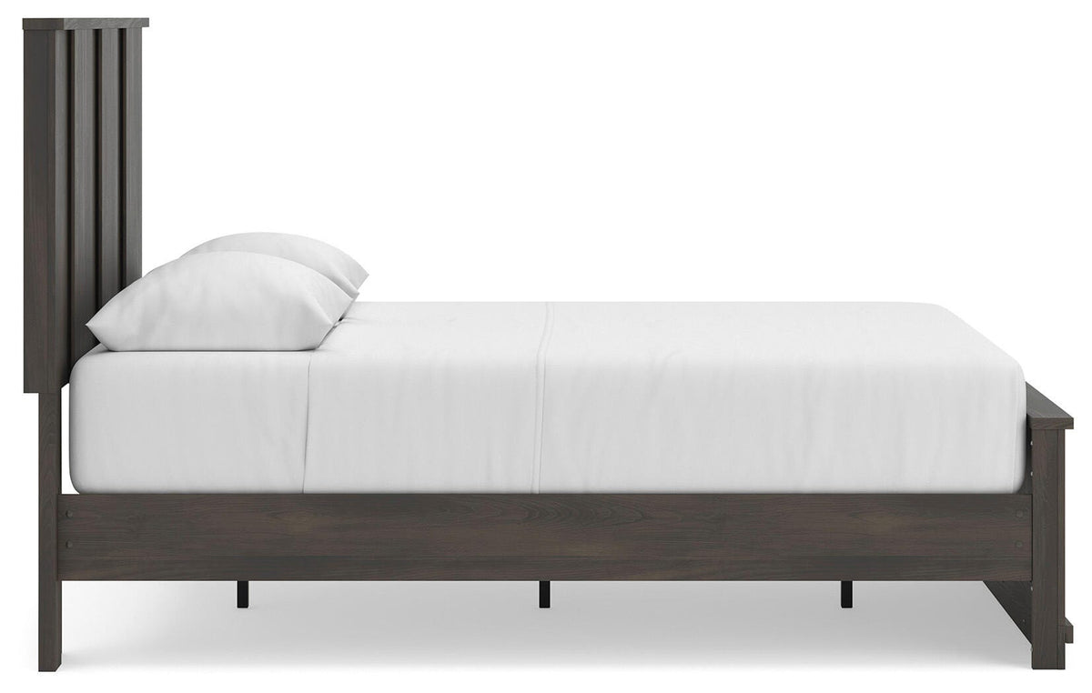 Shaehartin Panel Platform Bed - Queen