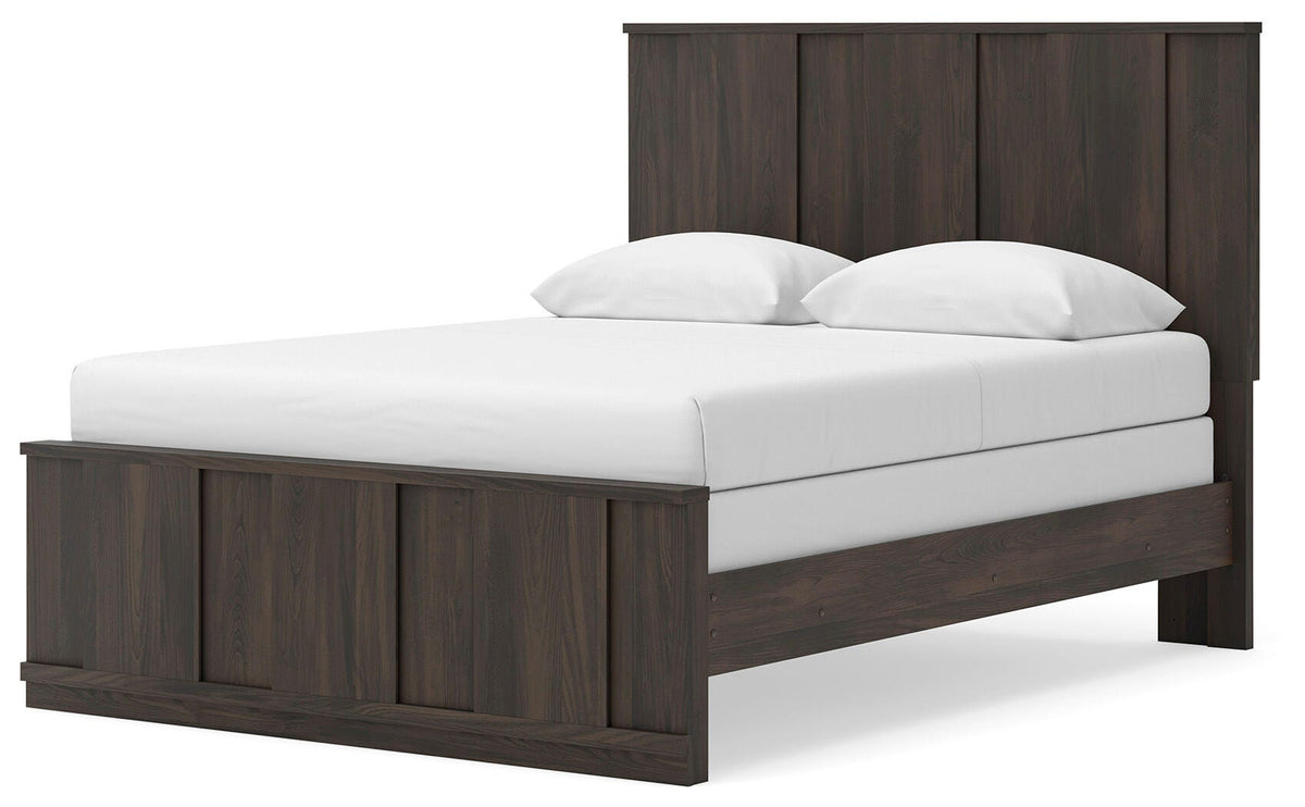 Shaehartin Panel Bed - Queen