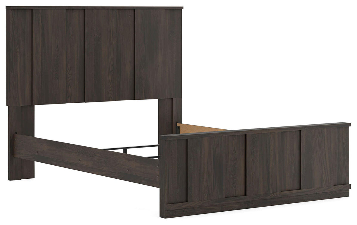 Shaehartin Panel Bed - Queen