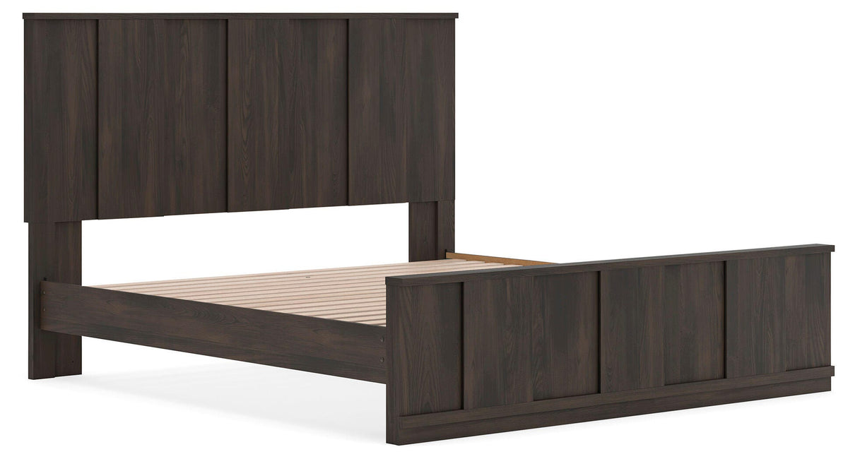 Shaehartin Panel Platform Bed - King