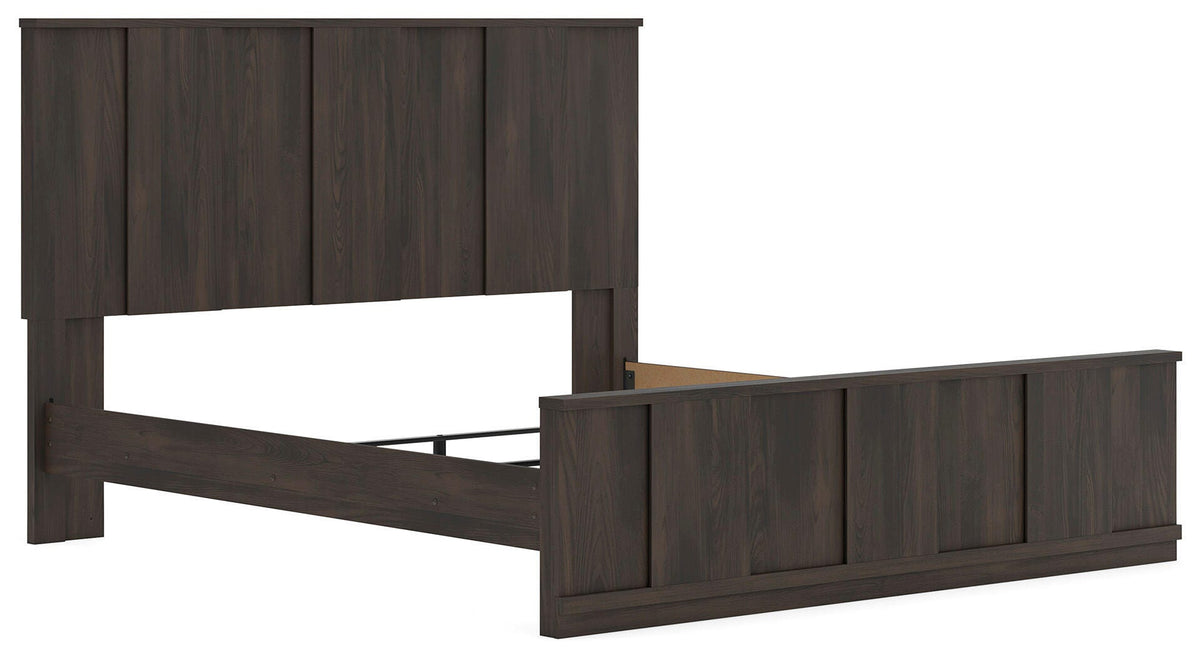 Shaehartin Panel Bed - King